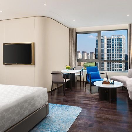 Hualuxe Shanghai Changfeng Park Екстериор снимка