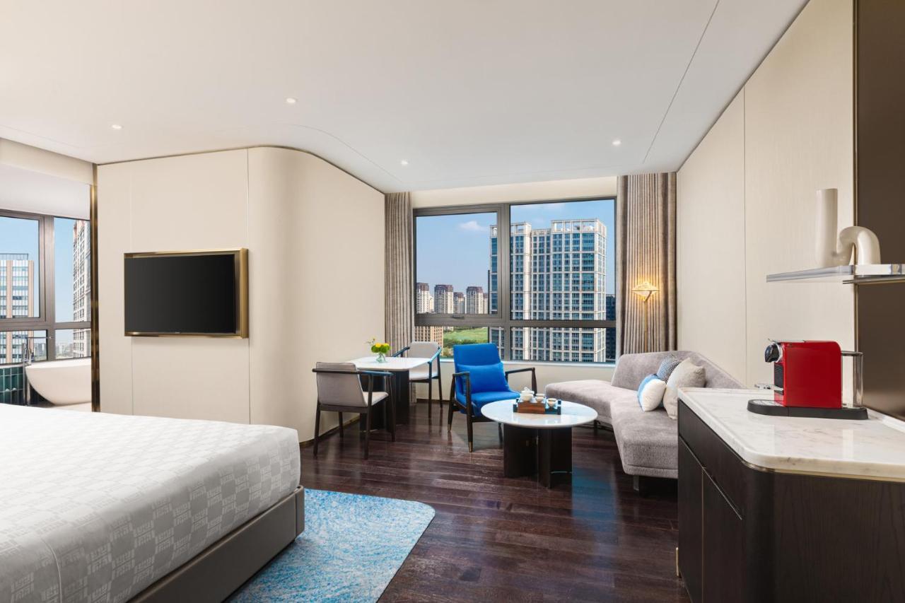 Hualuxe Shanghai Changfeng Park Екстериор снимка