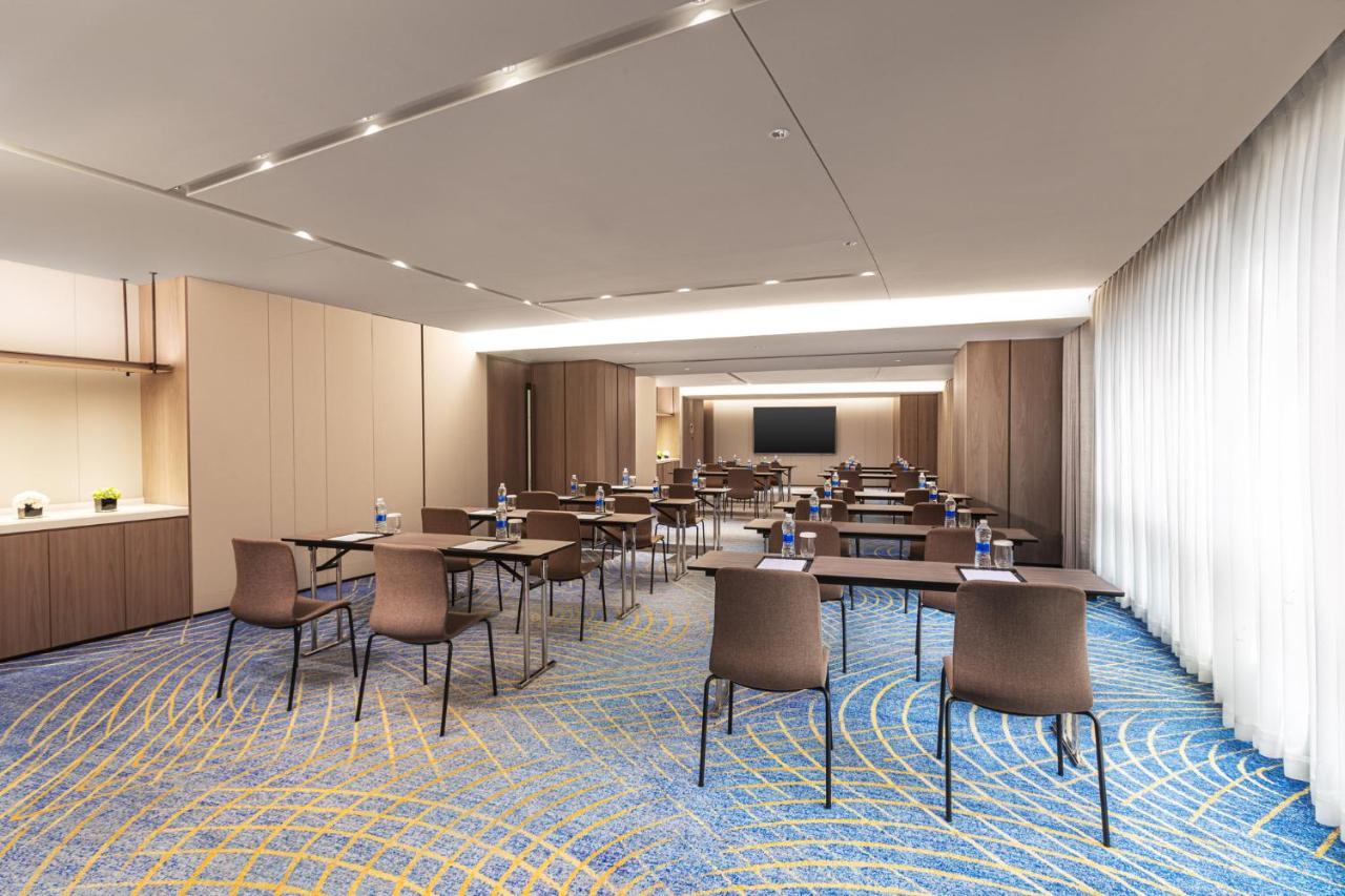 Hualuxe Shanghai Changfeng Park Екстериор снимка