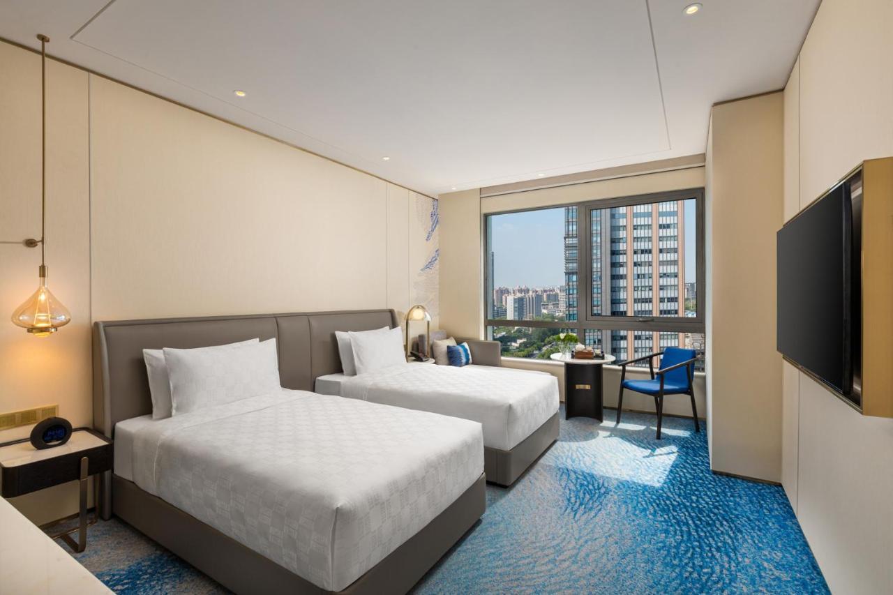 Hualuxe Shanghai Changfeng Park Екстериор снимка