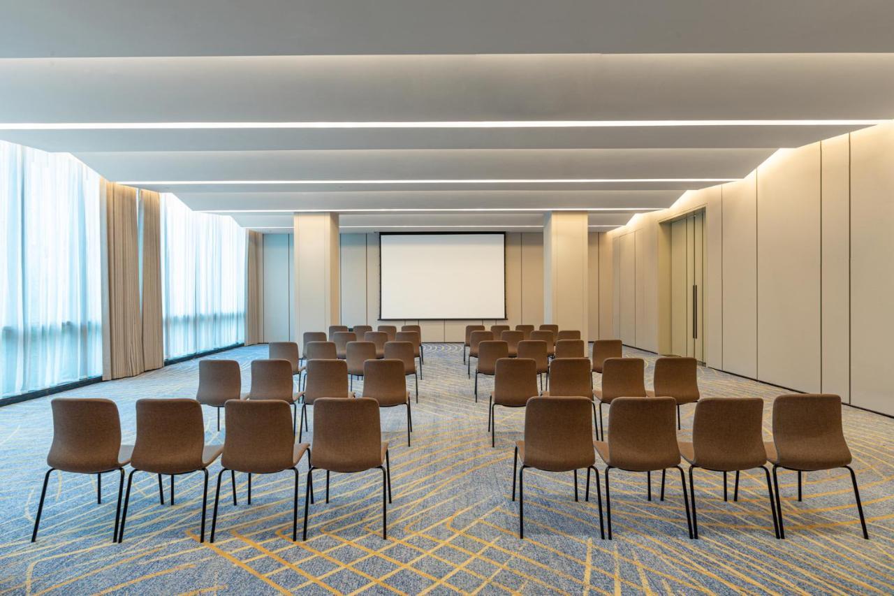 Hualuxe Shanghai Changfeng Park Екстериор снимка